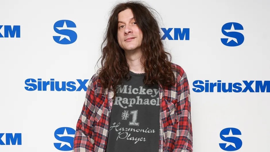 Hear Kurt Vile cover The Ramones’ ‘I Wanna Be Your Boyfriend’